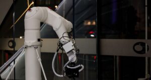 AI Could Automate 80% of Jobs, Warns Vinod Khosla – India Needs Tax Reform Now