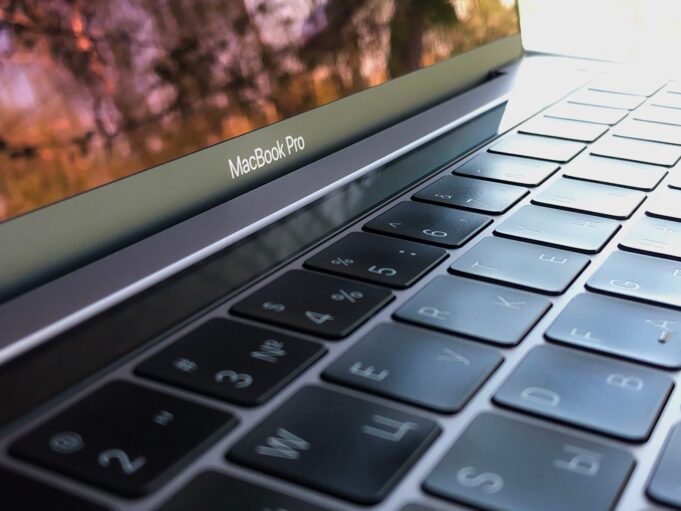 Apple MacBook Pro 2026 – India Price, Specs and Should You Buy It?