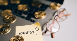 Arnold Van Den Berg’s Investment Wisdom: When Market Overvaluation Means Don’t Buy