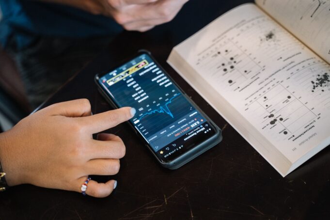 Best Stock Market Learning Apps for Indian Beginners 2026