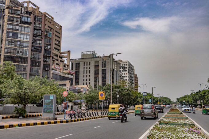 DIIs Net Purchases Cross Rs 4 Lakh Crore on Dalal Street in 2026: What It Means for Indian Investors