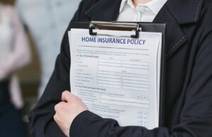 Insurance Agent vs Buying Direct Online India 2026 – Which is Better