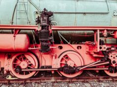 Loco Failure Delays Train at Nidamangalam: What Chennai Commuters Need to Know