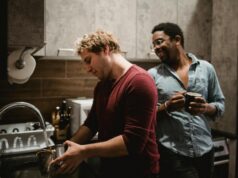 Men Who Do Household Chores More Likely to Marry: New Study Reveals Truth About Modern Relationships