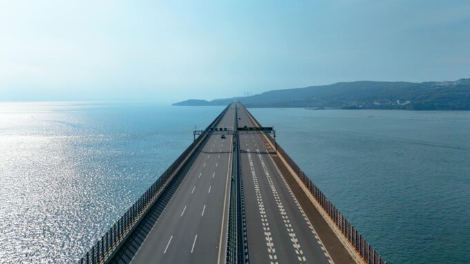 NHAI Builds Two Foot Over Bridges on Chennai-Bengaluru Highway in Ranipet to Cut Road Deaths