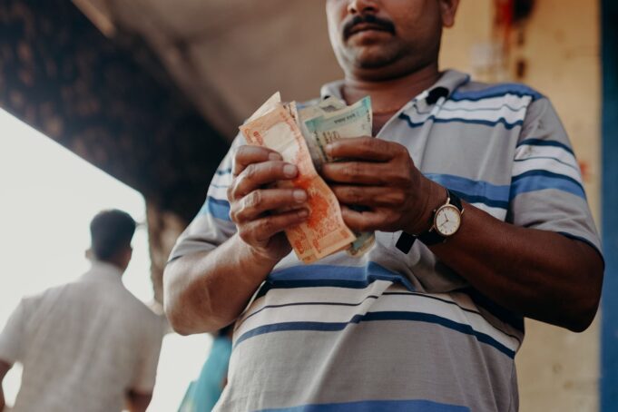 Nifty in Control of FIIs? 13 Bluechips Face Worst Institutional Selloff in 2024