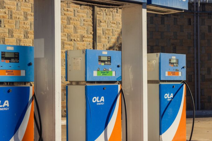 Oil Prices Drop to Two-Month Lows Amid US-Iran Peace Deal Reports: What It Means for Indian Consumers