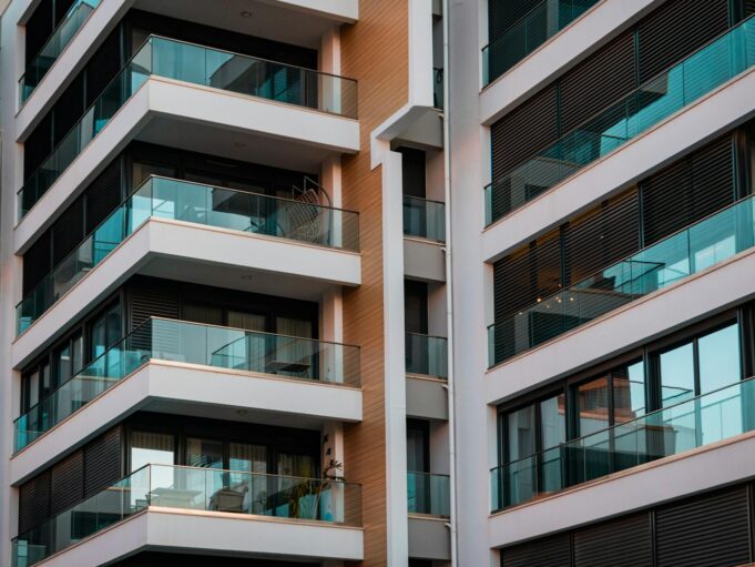 Studio Apartments vs 1BHK Chennai – Which is Better Investment?