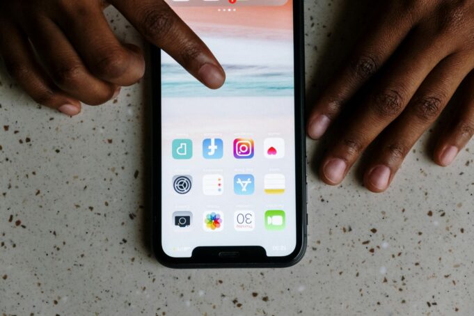 How to Switch from Android to iPhone India – Complete Guide 2026