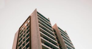 Wadhwa Group Leases 33K Sq Ft Mumbai Office for Rs 44 Cr: What This Means for Indian Real Estate