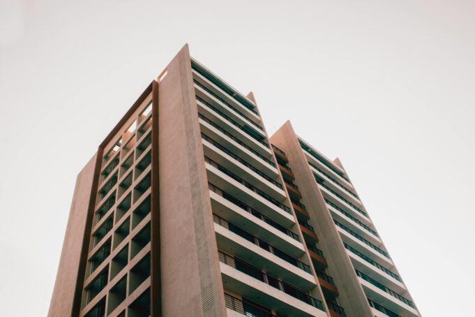 Wadhwa Group Leases 33K Sq Ft Mumbai Office for Rs 44 Cr: What This Means for Indian Real Estate